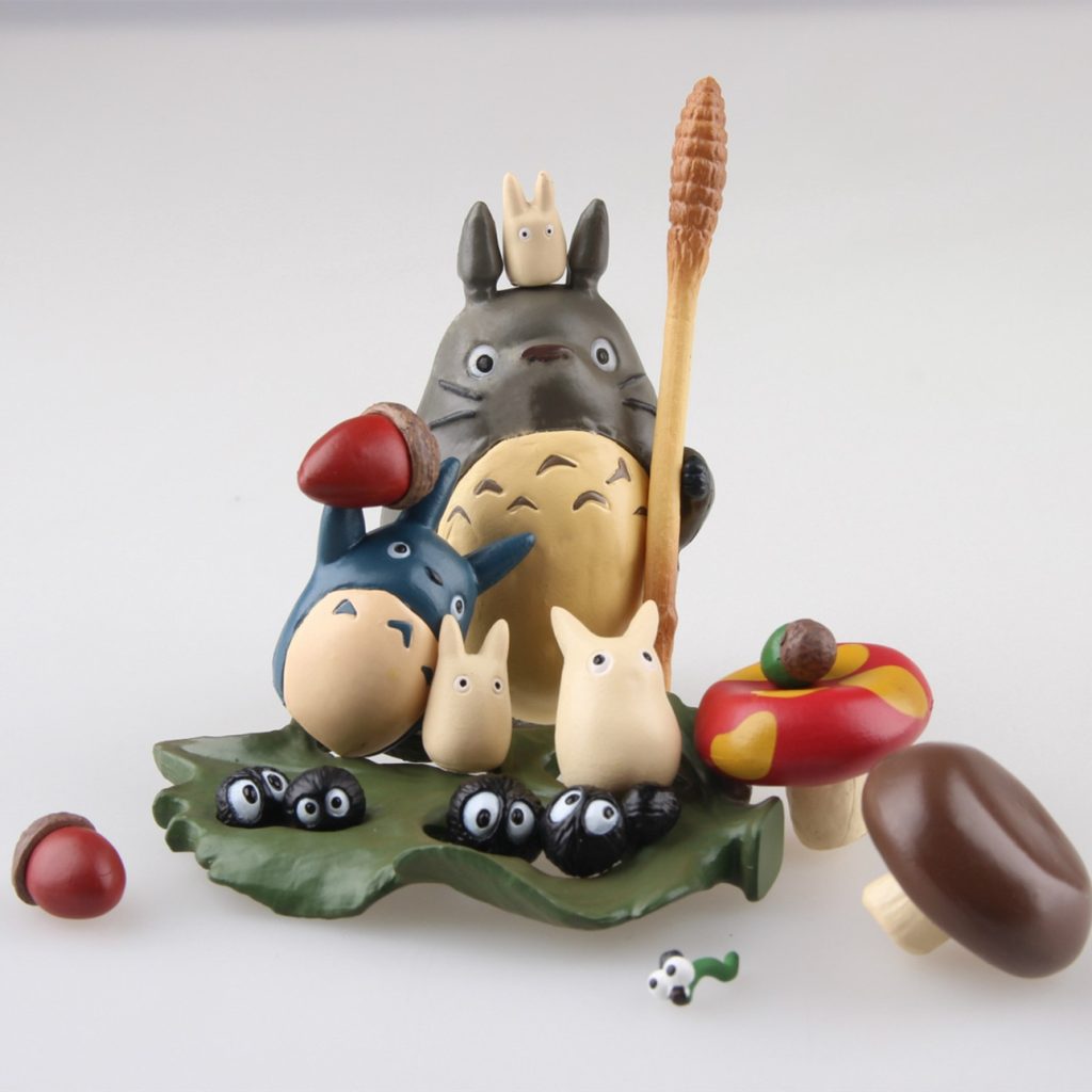 Anime Miyazaki Hayao My Neighbor Totoro with Umbrella Fried charcoal Figure Birthday gift Collectible Model ToyGarden 2 - Studio Ghibli Merch